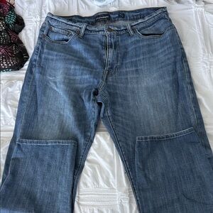 Lucky Brand Men’s Faded Blue Straight Jeans